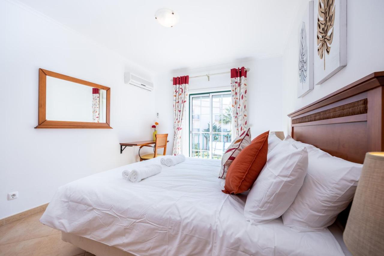 Algarve Golf And Relaxation Apartment Praia Da Luz Exterior photo