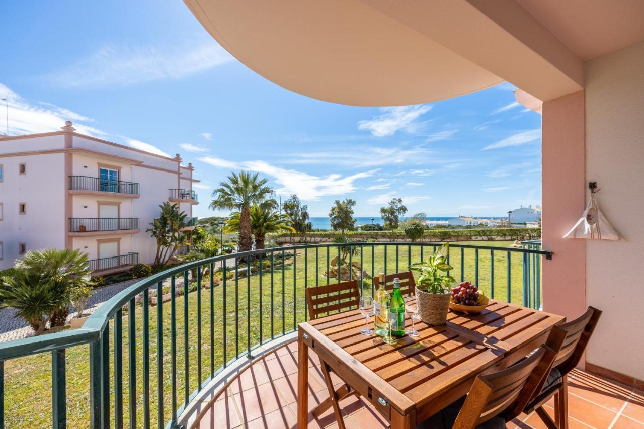 Algarve Golf And Relaxation Apartment Praia Da Luz Exterior photo